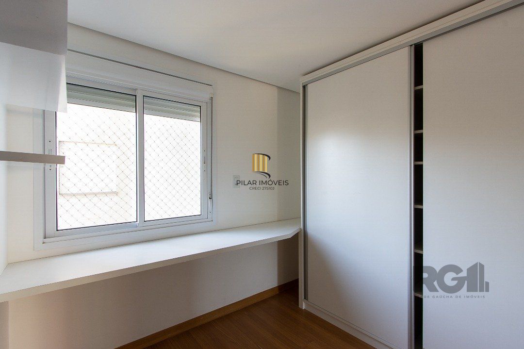 Apartamento 3 dormitórios no bairro Camaquã