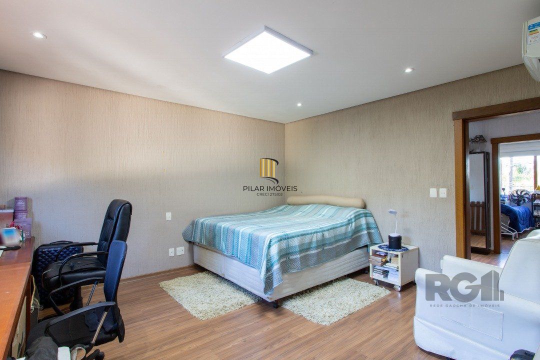 Casa de Condomínio 4 dormitórios no bairro Belém Novo