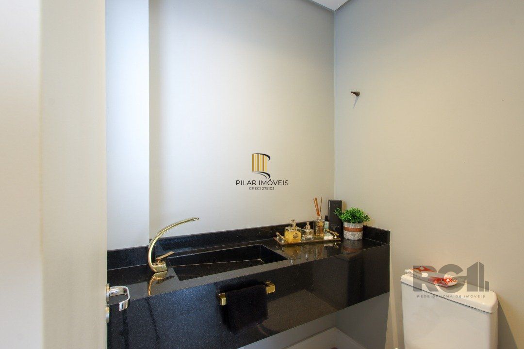 Excelente casa de condomínio na Vila Amalfi.