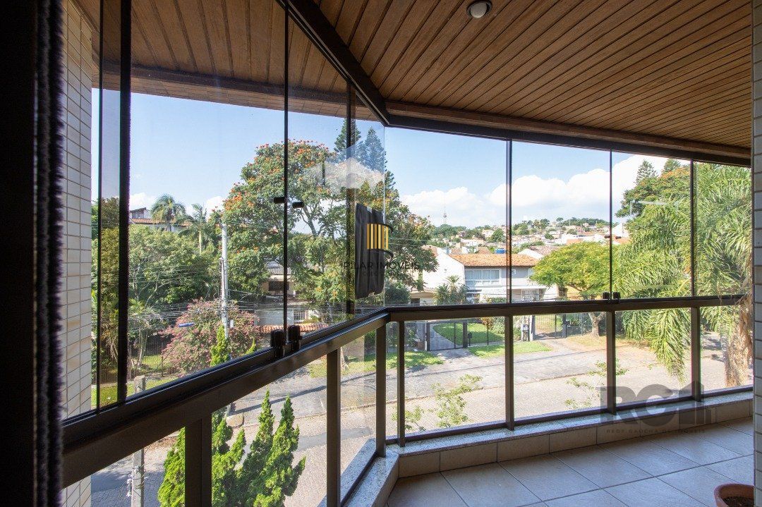 Apartamento para Venda - 200.1m², 3 dormitórios, sendo 3 suites, 5 vagas - Cristal