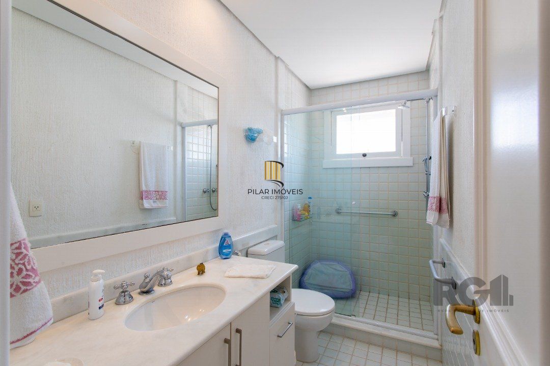 Casa para venda - 321m² - 4 suítes - Chapéu do Sol