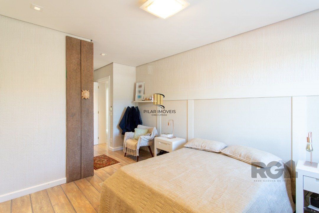 Casa para venda - 321m² - 4 suítes - Chapéu do Sol