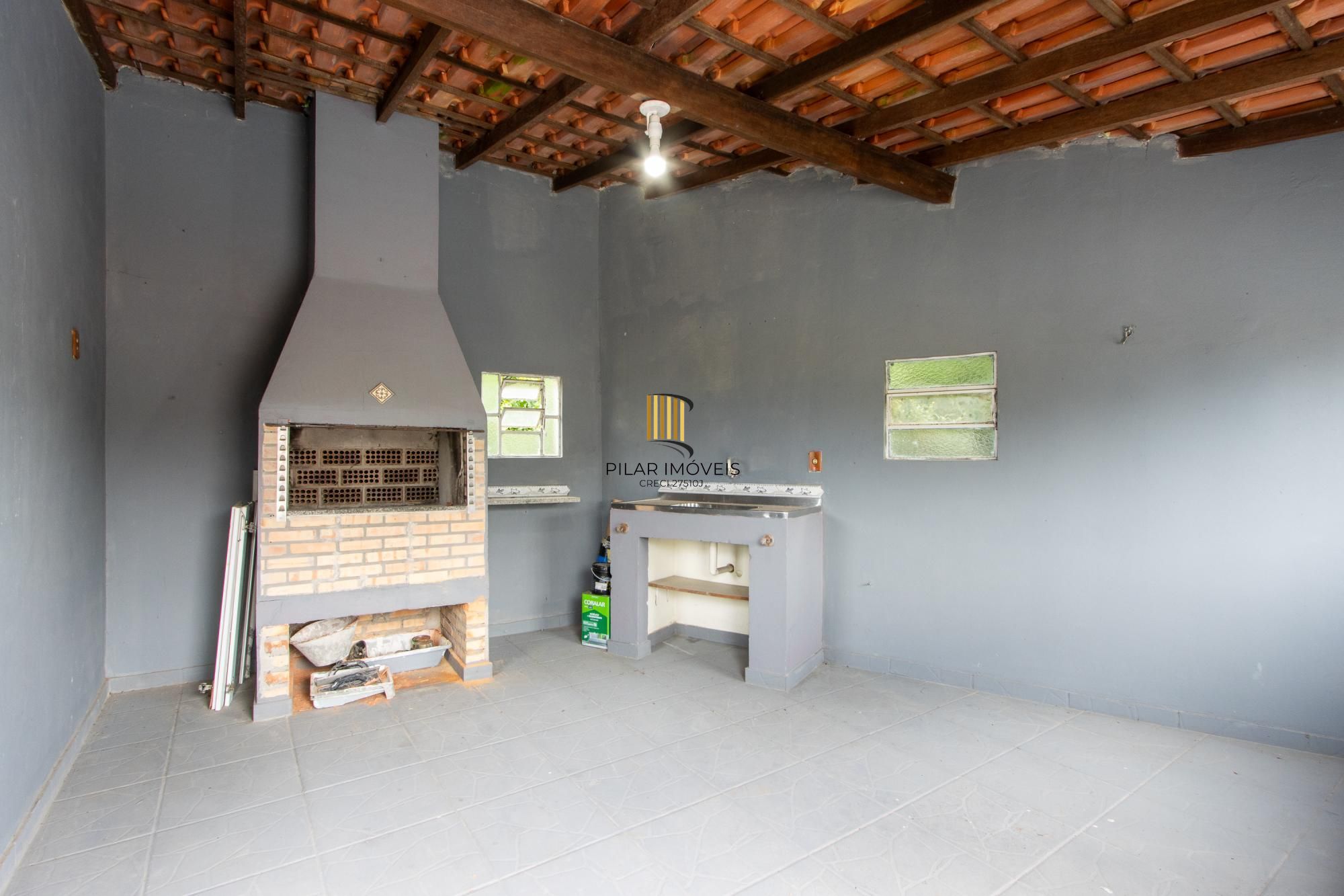Casa para Venda - 235m², 2 dormitórios, 4 vagas - Cavalhada