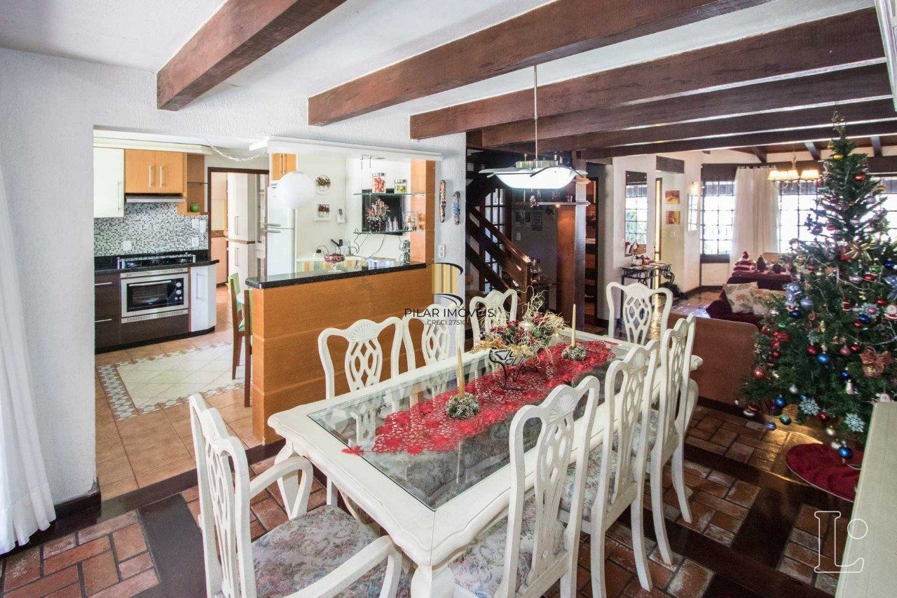 Casa para Venda - 238.68m², 4 dormitórios, sendo 1 suites, 4 vagas - Ipanema