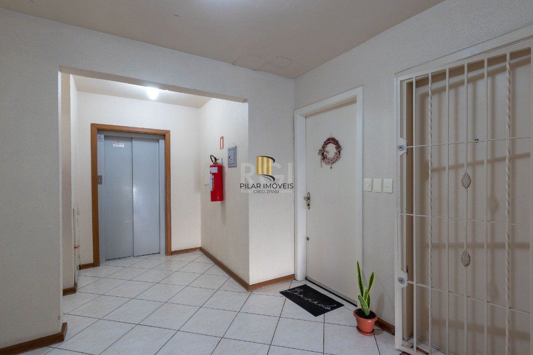 Apartamento para Venda - 62m², 3 dormitórios, 1 vaga - Nonoai