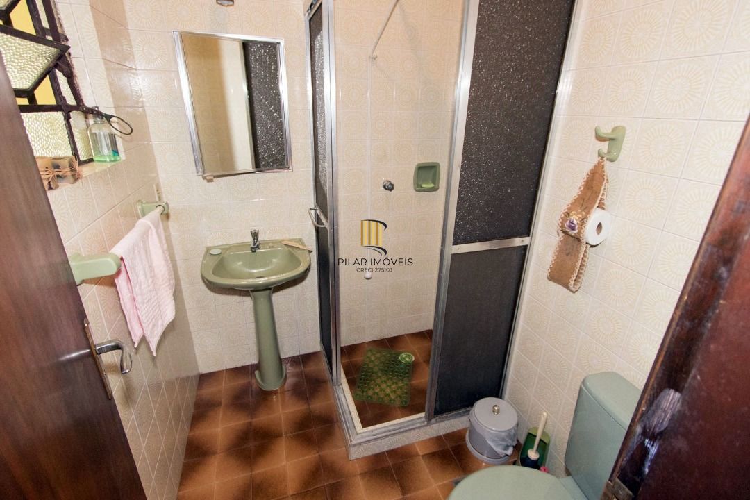 Casa para Venda - 228.93m², 4 dormitórios, sendo 3 suites, 3 vagas - Vila Assunção