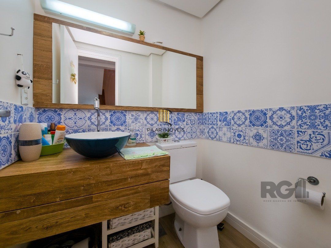 Casa de Condomínio 3 dormitórios no bairro Vila Nova