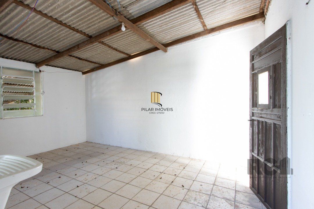 Casa para Venda - 200m², 3 dormitórios, 2 vagas - Cavalhada