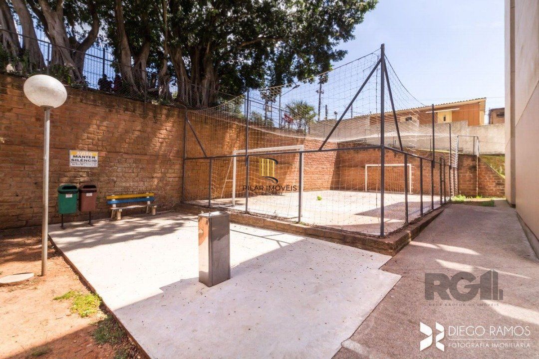 Apartamento 2 dormitórios vaga rotativa bairro Glória Porto Alegre