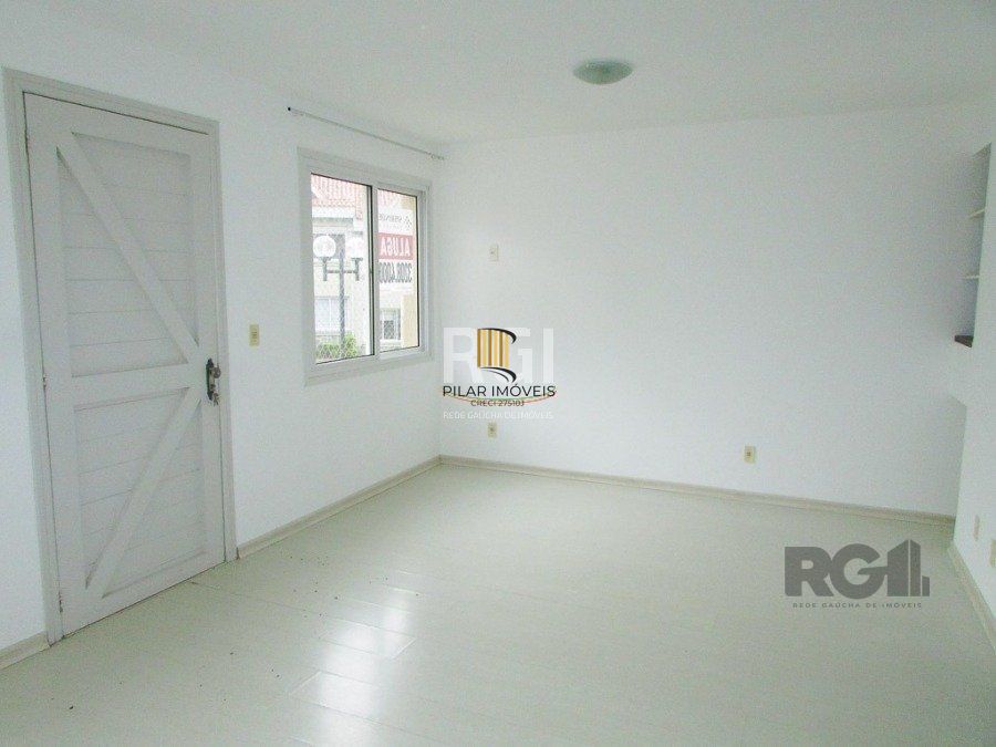 Casa em condomínio para Venda com 3 dormitórios, sendo 1 suites e 2 vagas no bairro Cristal