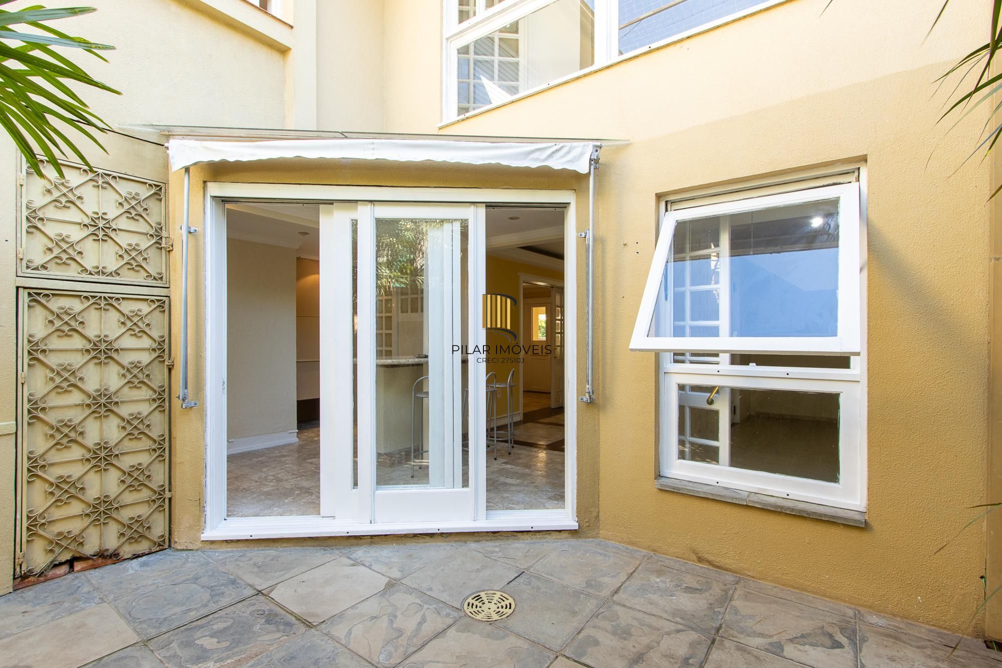 Casa condomínio, no bairro Tristeza, 175,17m² área privativa,03 dormitórios 01 suíte e 02 vagas!