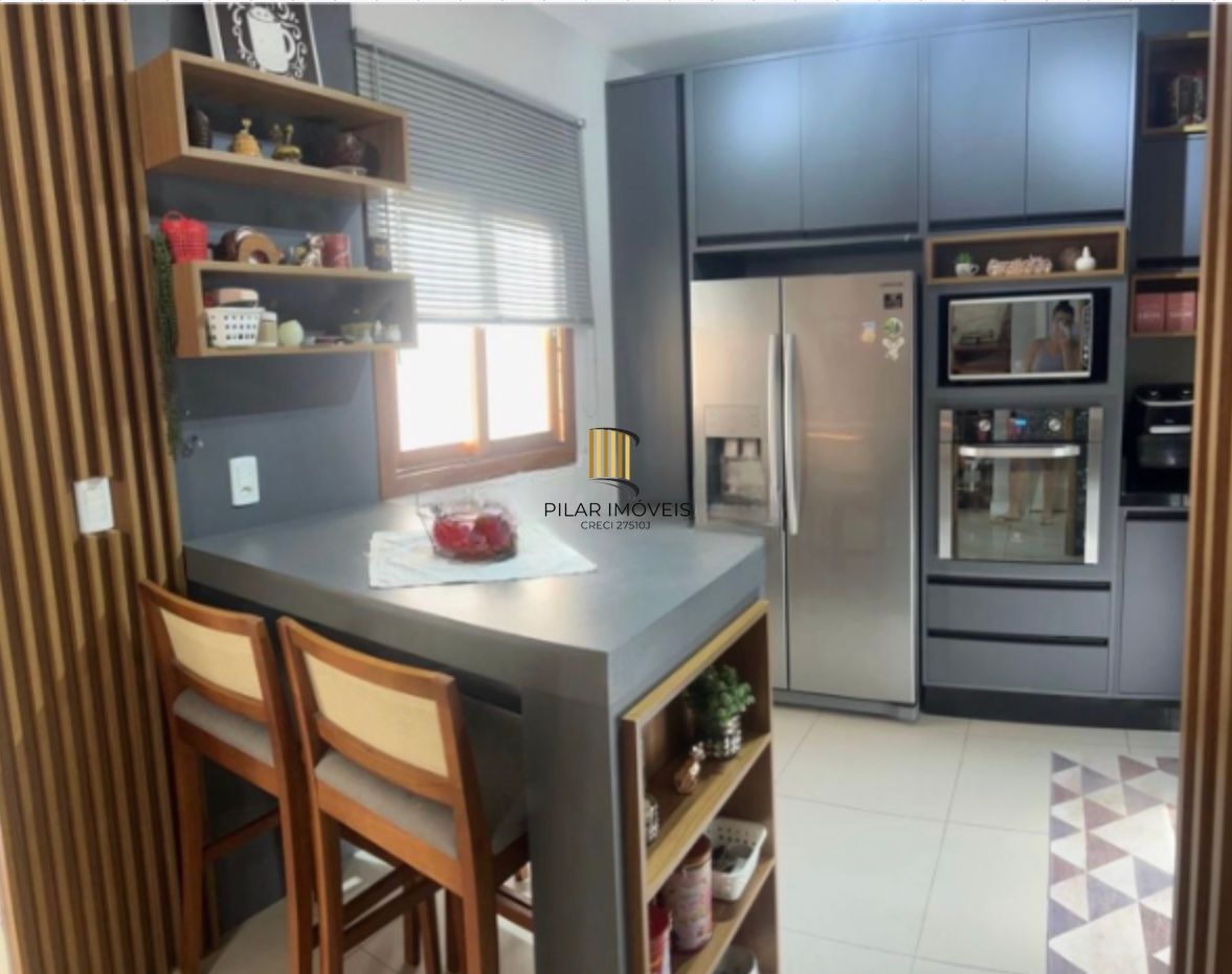 Casa com 2 Dormitórios + Sótão (3º Dormitório) – Ampla, Confortável e Completa