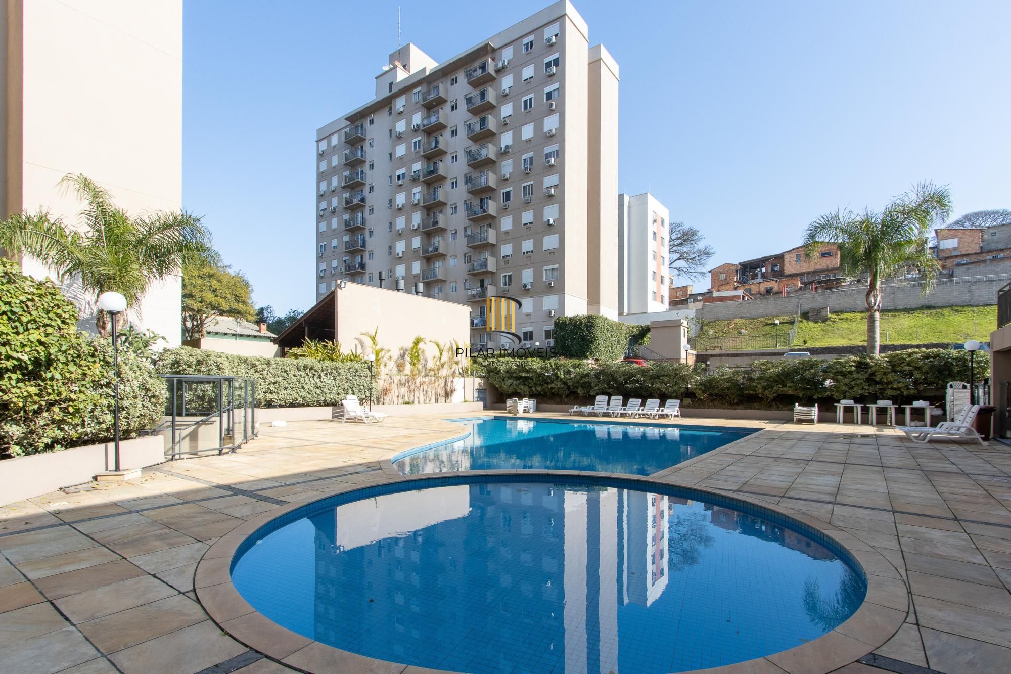 Excelente apartamento de 2 dormitórios na Tristeza- Zona Sul