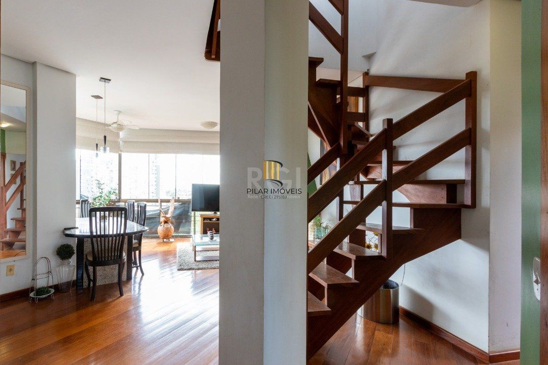 Cobertura para Venda - 157.05m², 2 dormitórios, 2 vagas - Tristeza