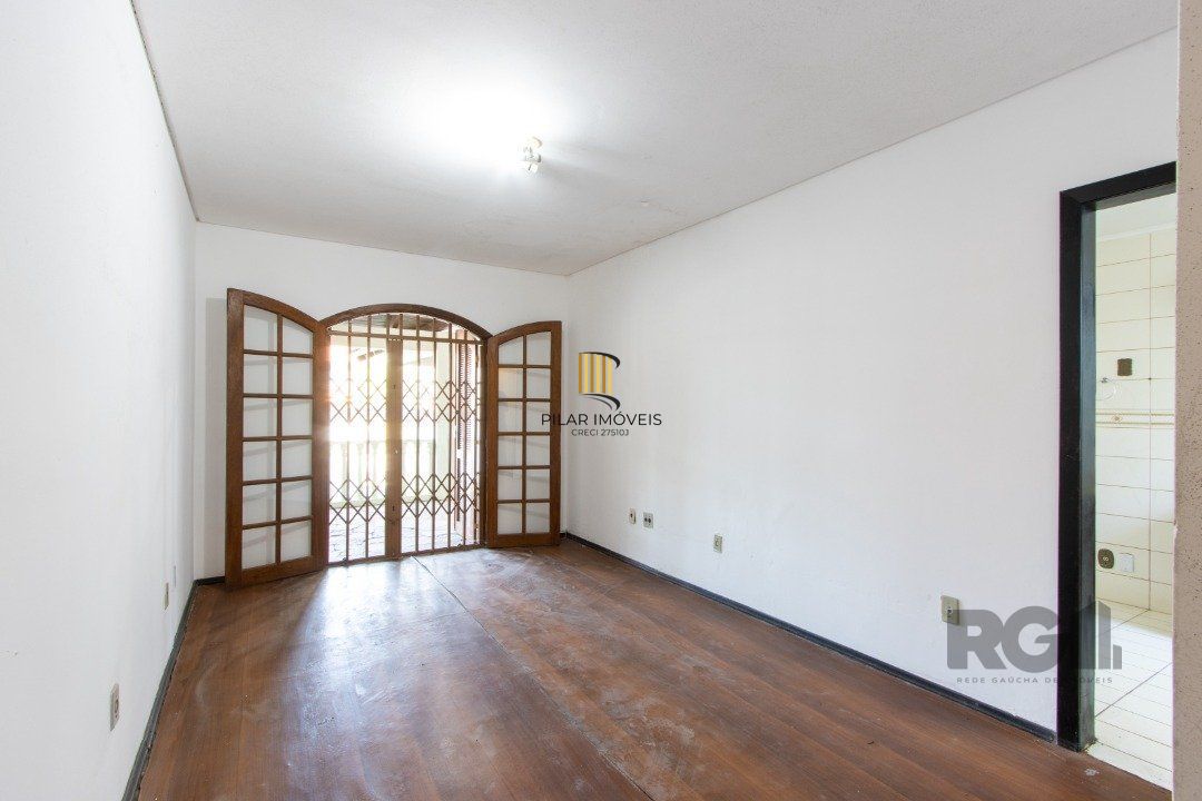 Casa 3 dormitórios no bairro Tristeza