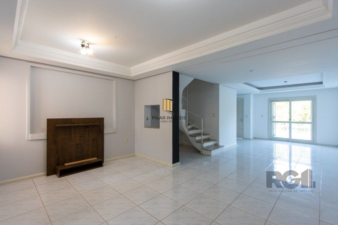 Casa 3 dormitórios no bairro Espírito Santo