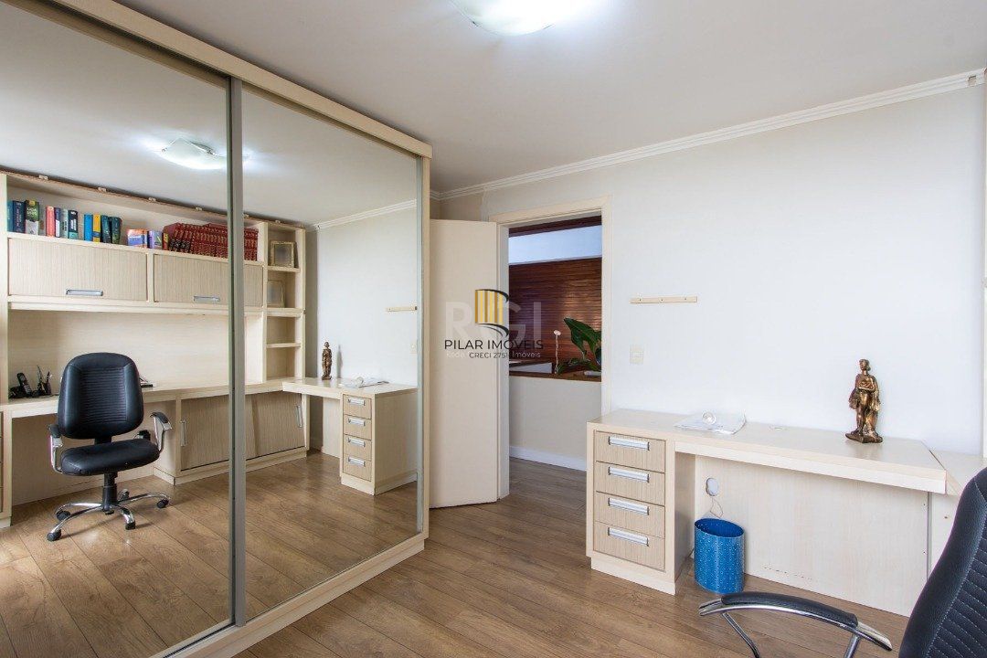 Casa de Condomínio 3 dormitórios no bairro Vila Conceição