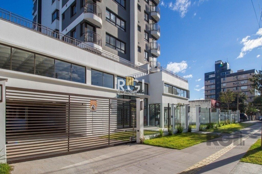 Loft com terraço privativo em L, possui 1 dormitório