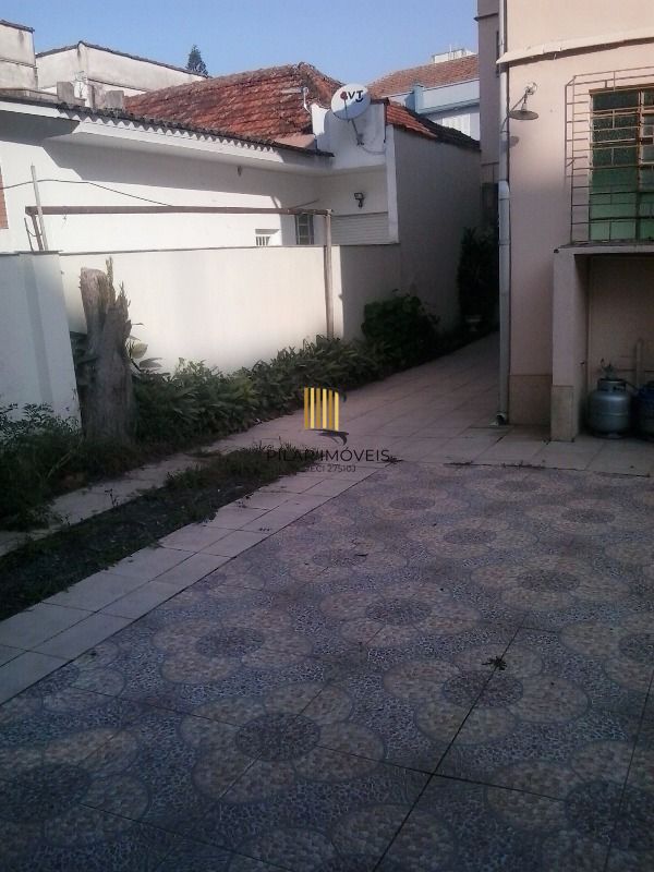Casa para Venda - 250m², 5 dormitórios, 6 vagas - Menino Deus