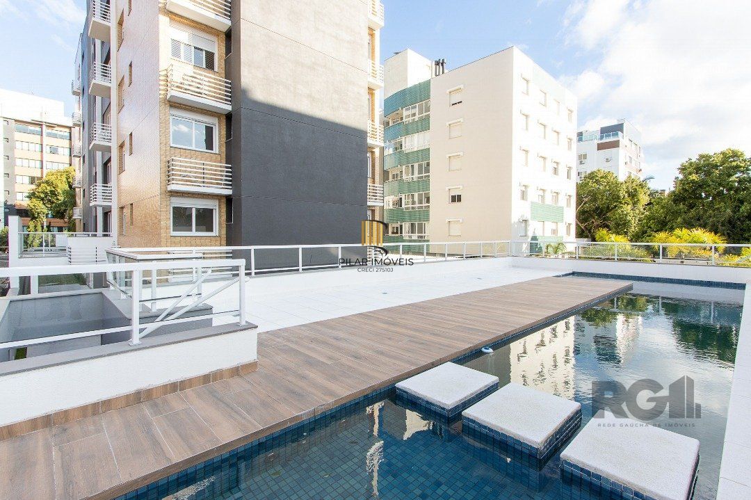 Cobertura para Venda - 214.34m², 3 dormitórios, sendo 3 suites, 2 vagas - Tristeza