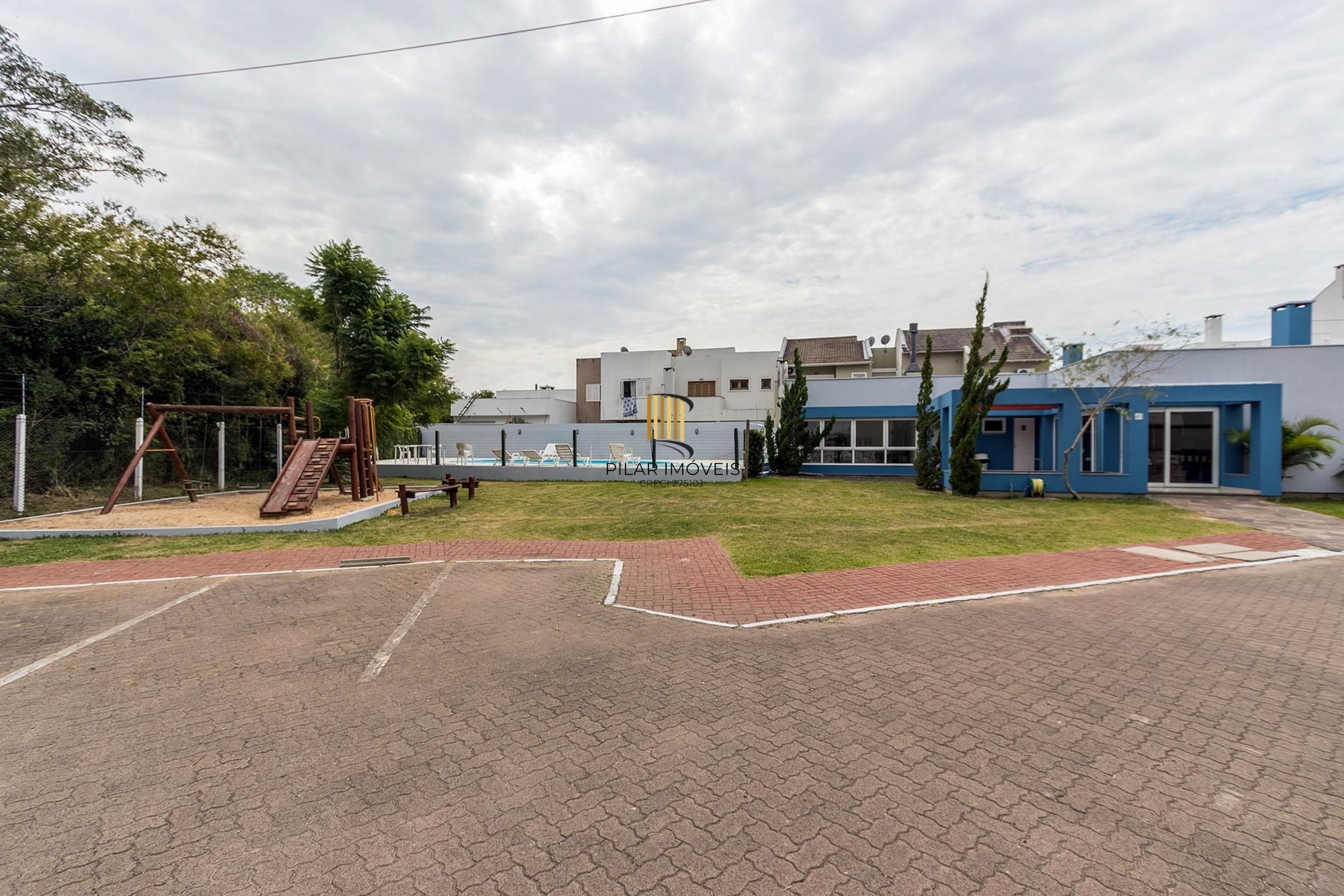 Casa de Condomínio 3 dormitórios no bairro Hípica