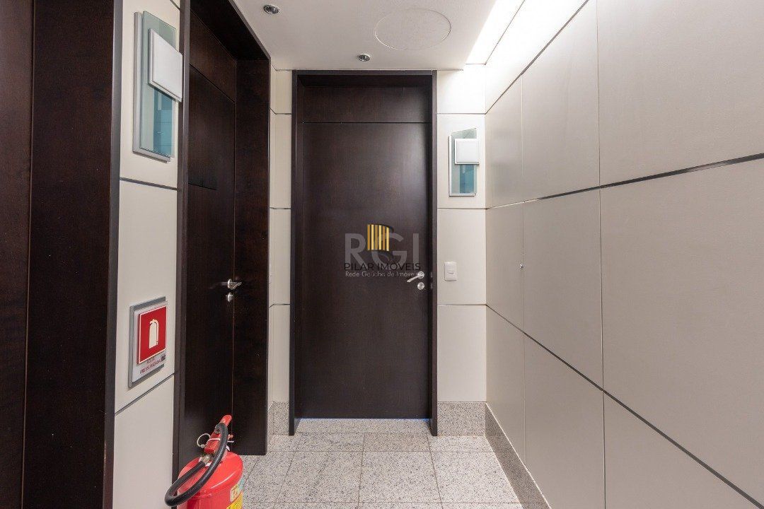 Conjunto/Sala para Venda - 210m², 0 dormitórios, 5 vagas - Cristal