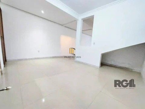 Casa 2 dormitórios no bairro Hípica