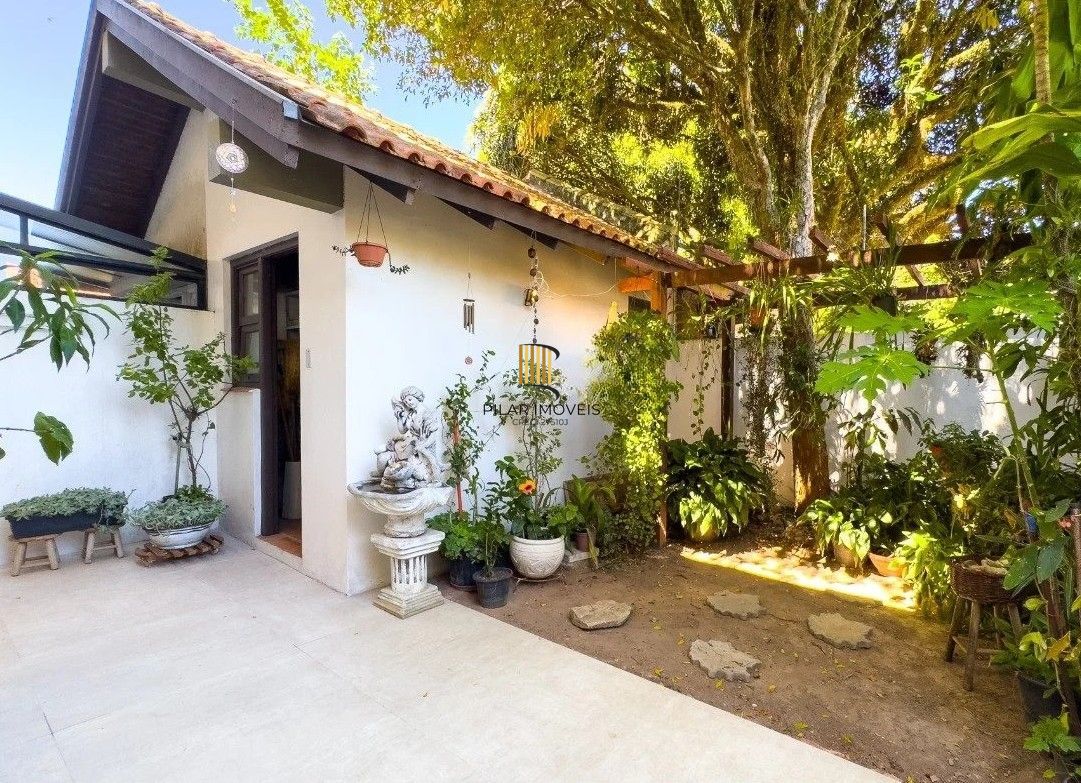 Casa Condominio Bairro Tristeza - 218m², 3 dormitórios, sendo 1 suites, 2 vagas!!