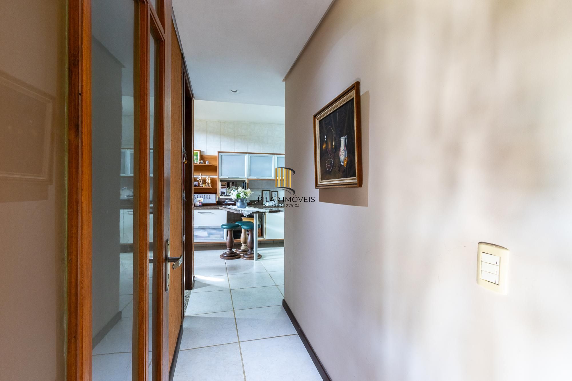 Casa em condomínio á venda com 6 dormitórios em Porto Alegre