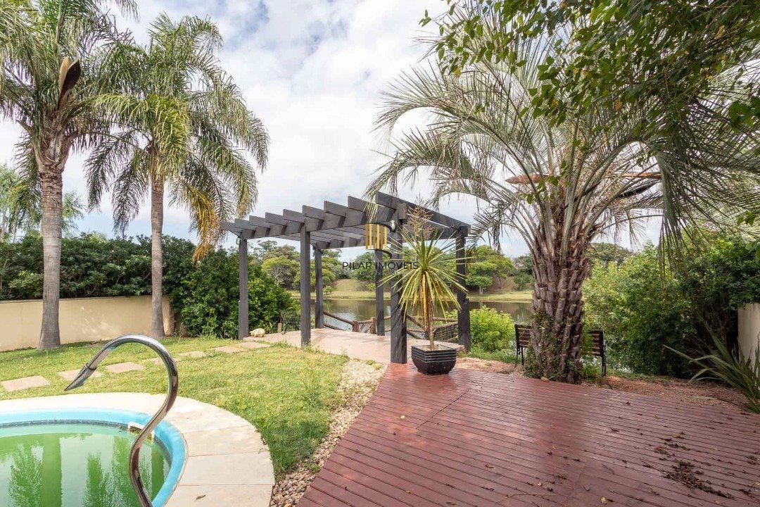 Casa de Condomínio 4 dormitórios no bairro Belém Novo