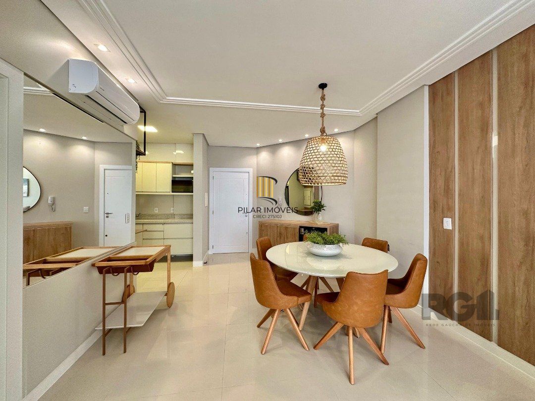 APARTAMENTO JUNTO A? BEIRA MAR  PE? NA AREIA!