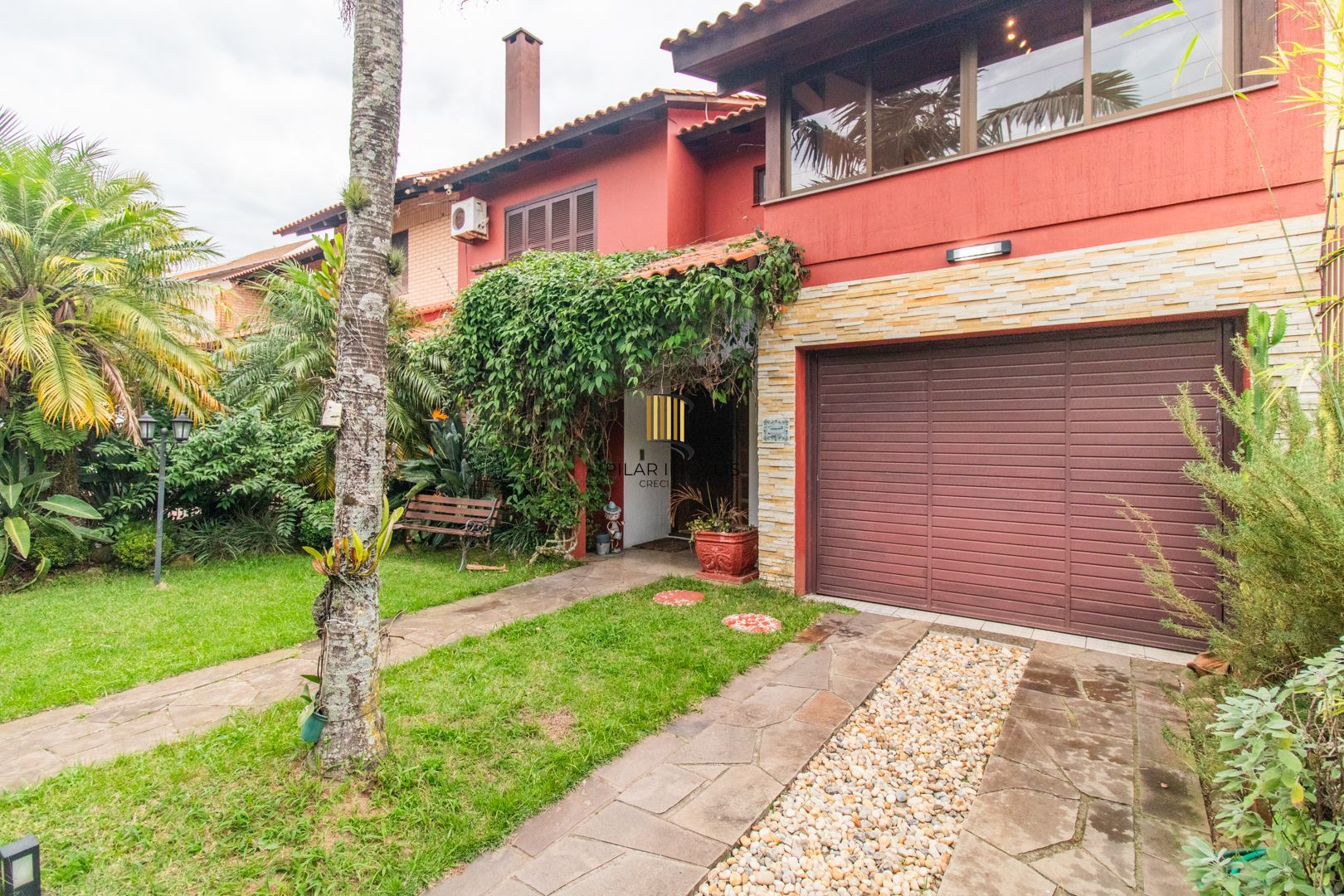 Casa no Imperial Park  3 dormitórios sendo 1 suíte, próximo a av. Juca Batista