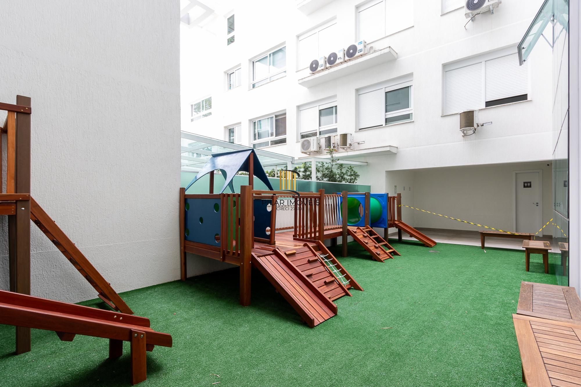 Apartamento 3 dormitórios no bairro Menino Deus