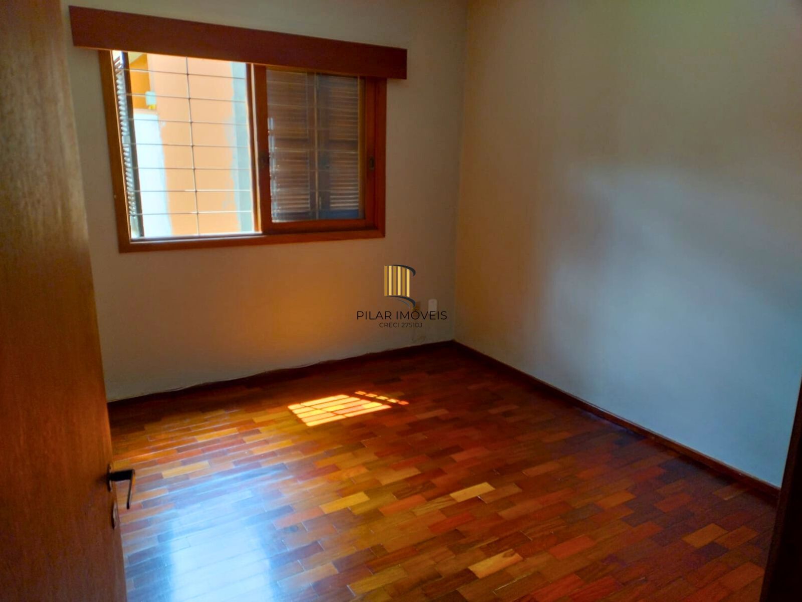 Viva em Ipanema, casa com lareira, churrasqueira e 3 dormitórios