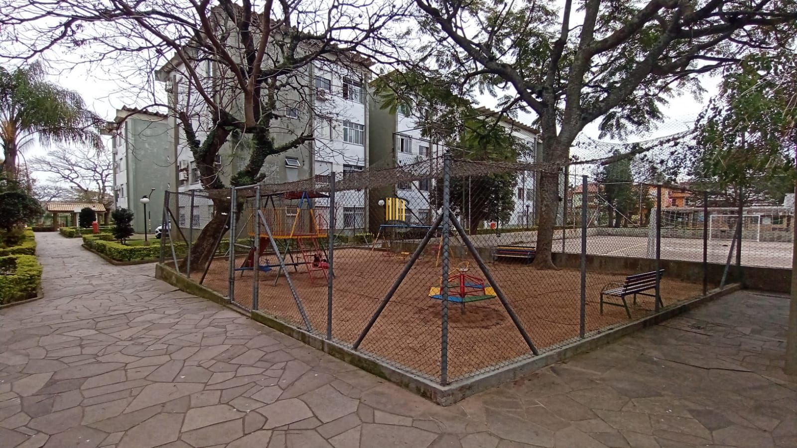 Apartamento com 1 dormitório, no bairro Vila Nova