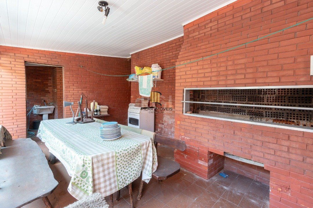 Casa para Venda - 118m², 2 dormitórios, 2 vagas - Medianeira