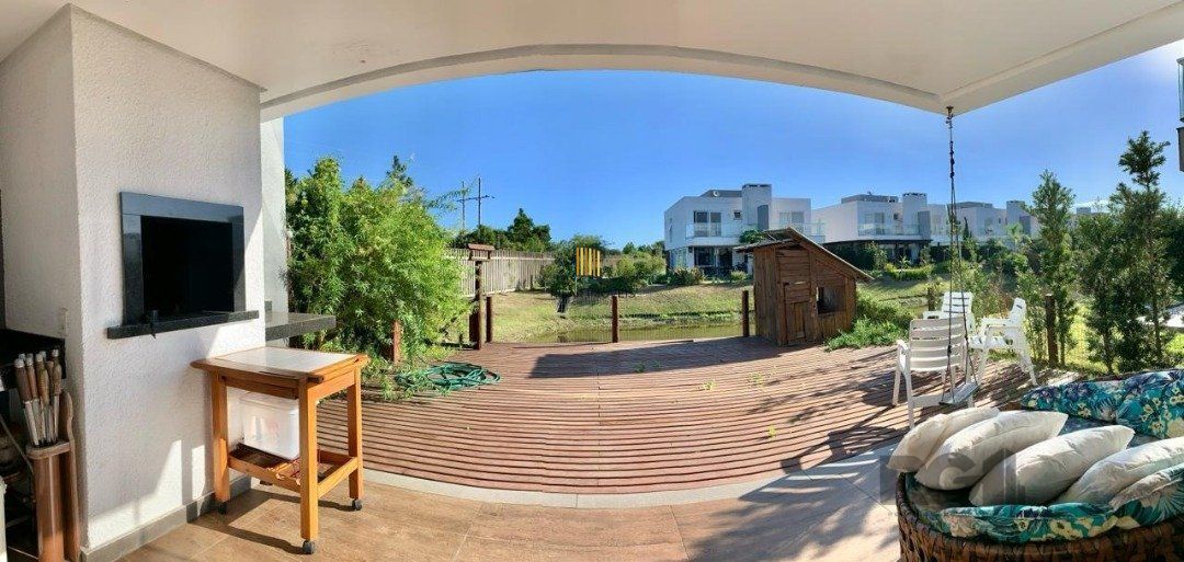 Casa de Condomínio 3 dormitórios no bairro Centro