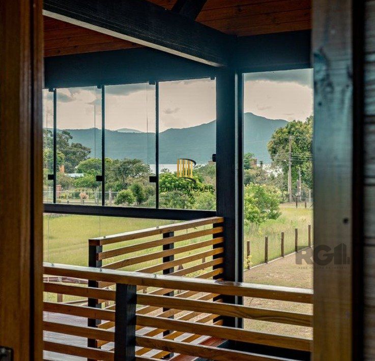 Casa de Condomínio 3 dormitórios no bairro Palmital
