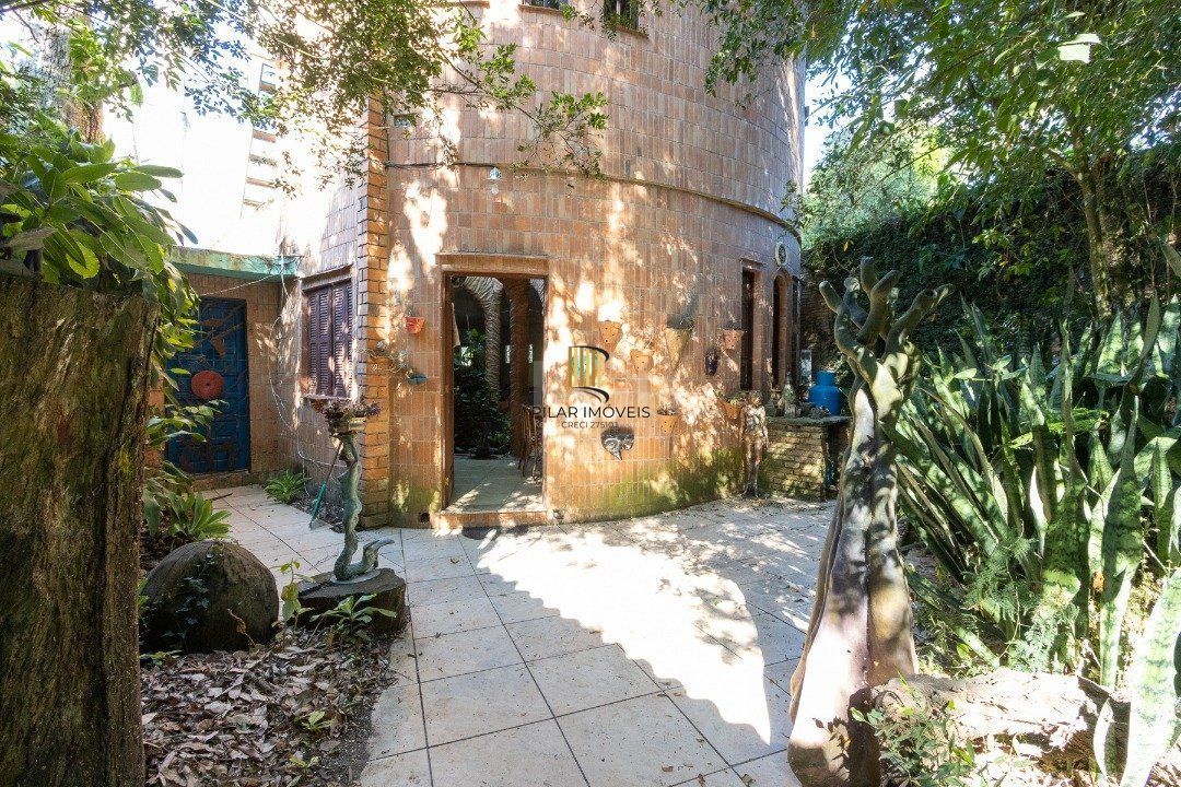 Casa 3 dormitórios no bairro Belém Novo
