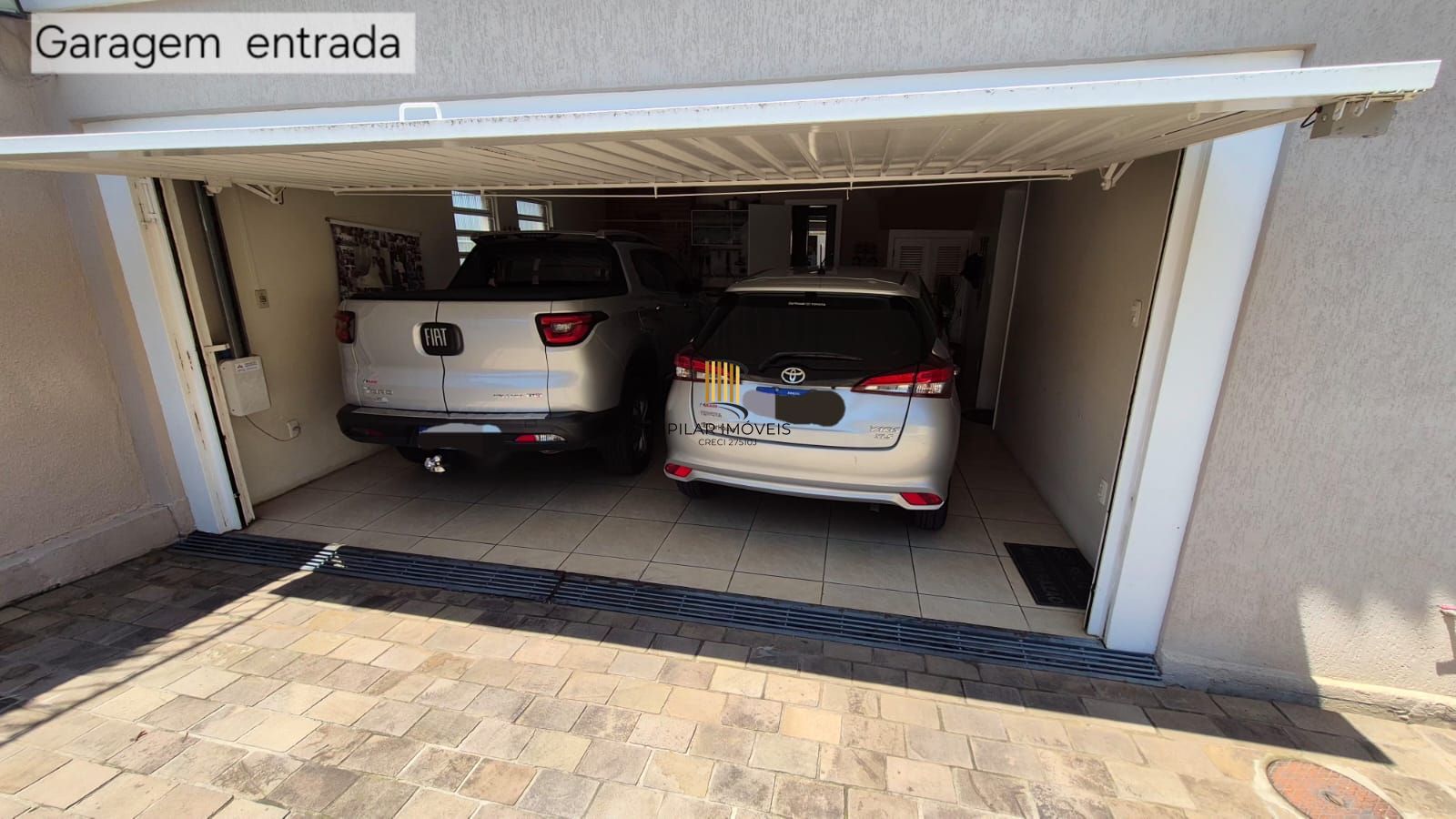 Excelente casa de 4 dormitórios, 1 suíte e 2 vagas em Novo Hamburgo.