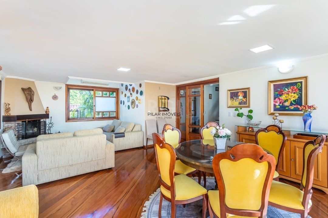 Casa 3 dormitórios no bairro Teresópolis