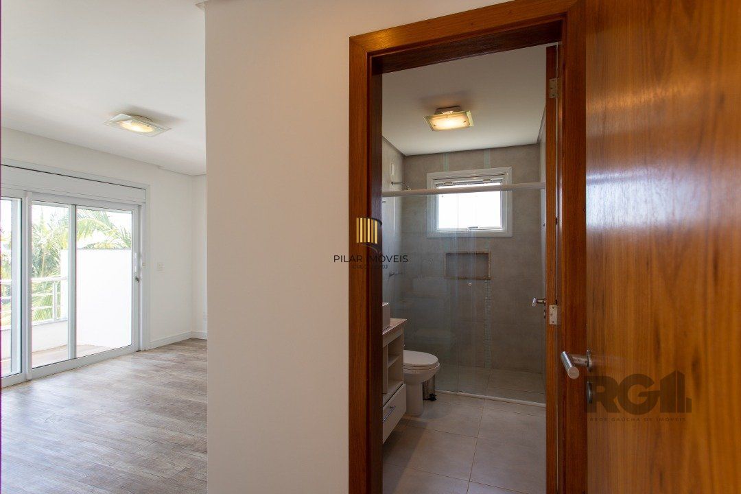 Casa  no condomínio Terra Ville , com aproximadamente 450m quadrados.