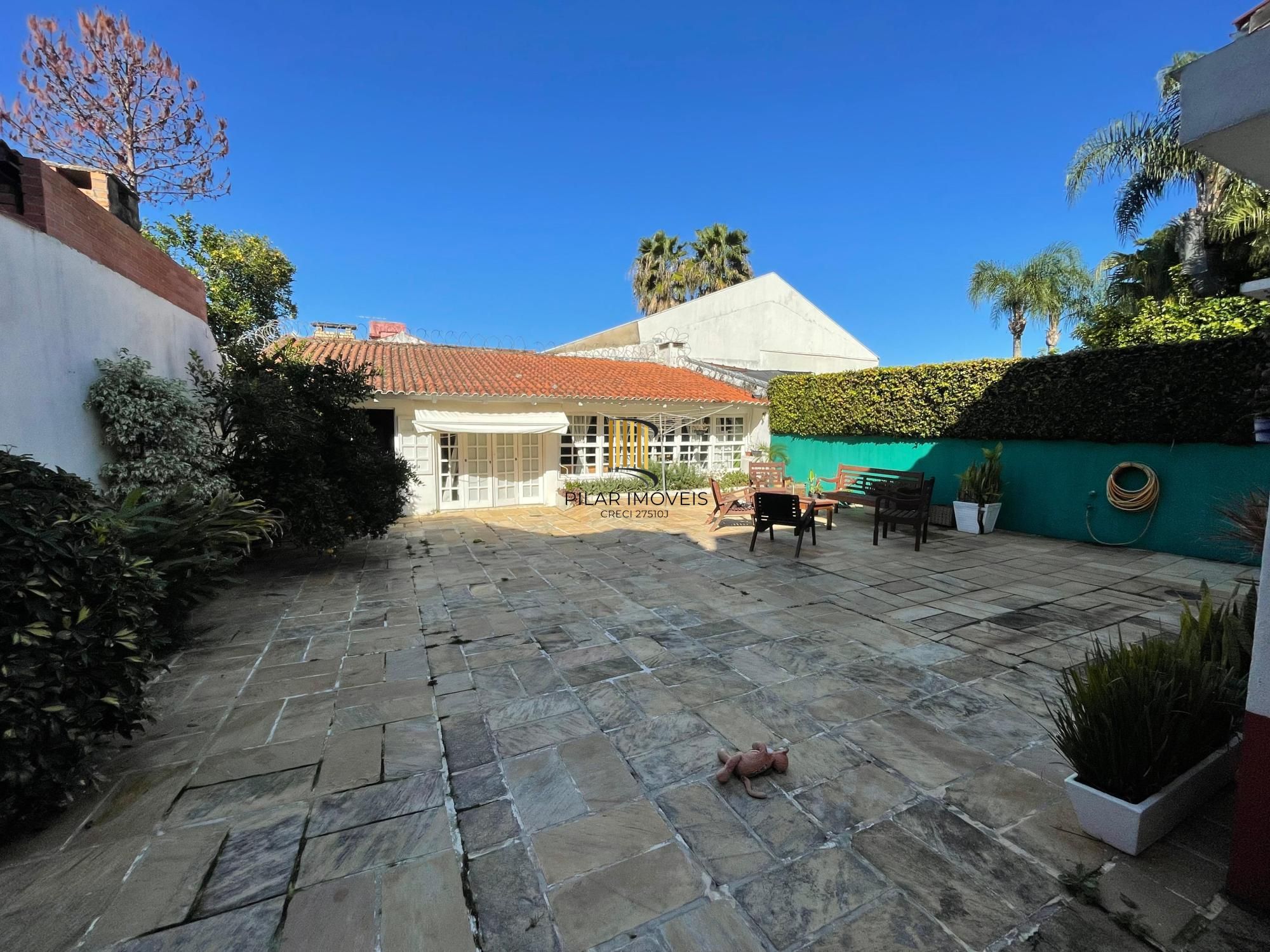 Casa para Venda - 325,72m², 4 dormitórios, sendo 1suites, 4 vagas - Jardim Isabel