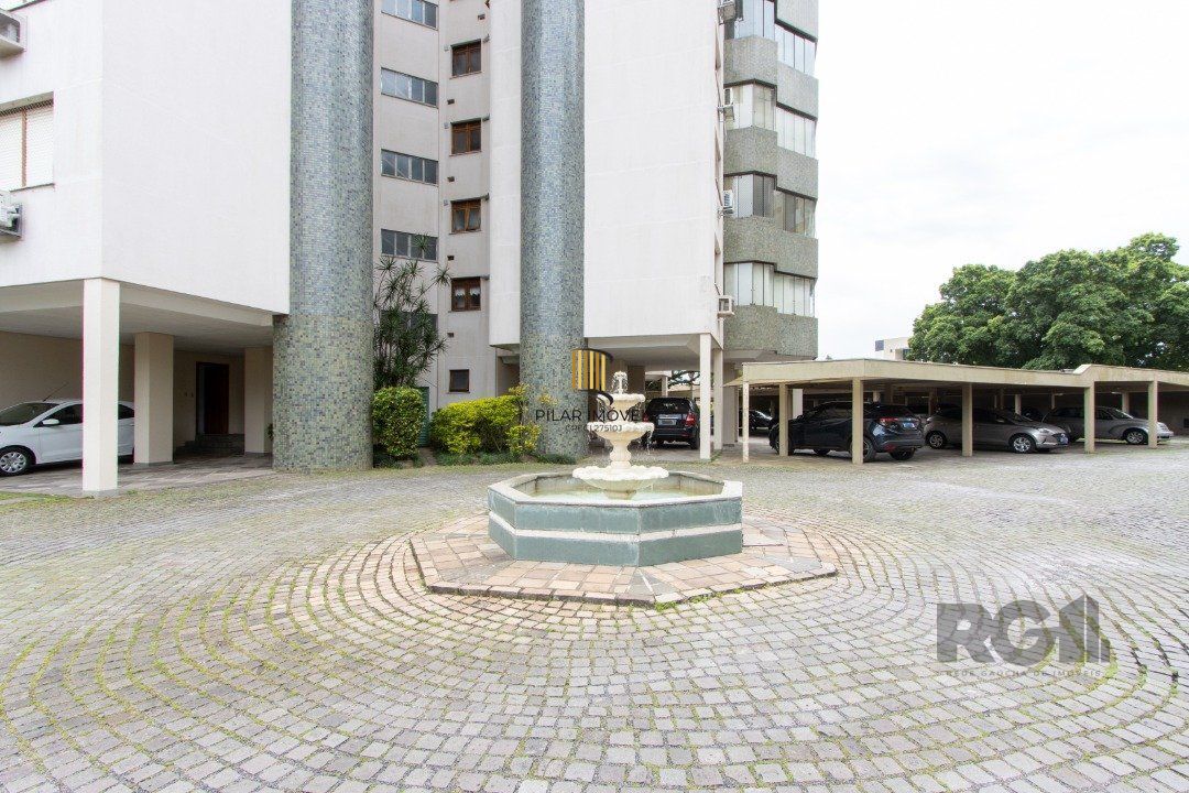 Apartamento semi mobiliado de 3 quartos com suíte no bairro Tristeza junto ao Colégio Mãe de Deus
