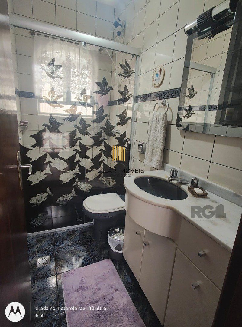 Casa 4 dormitórios no bairro Cavalhada