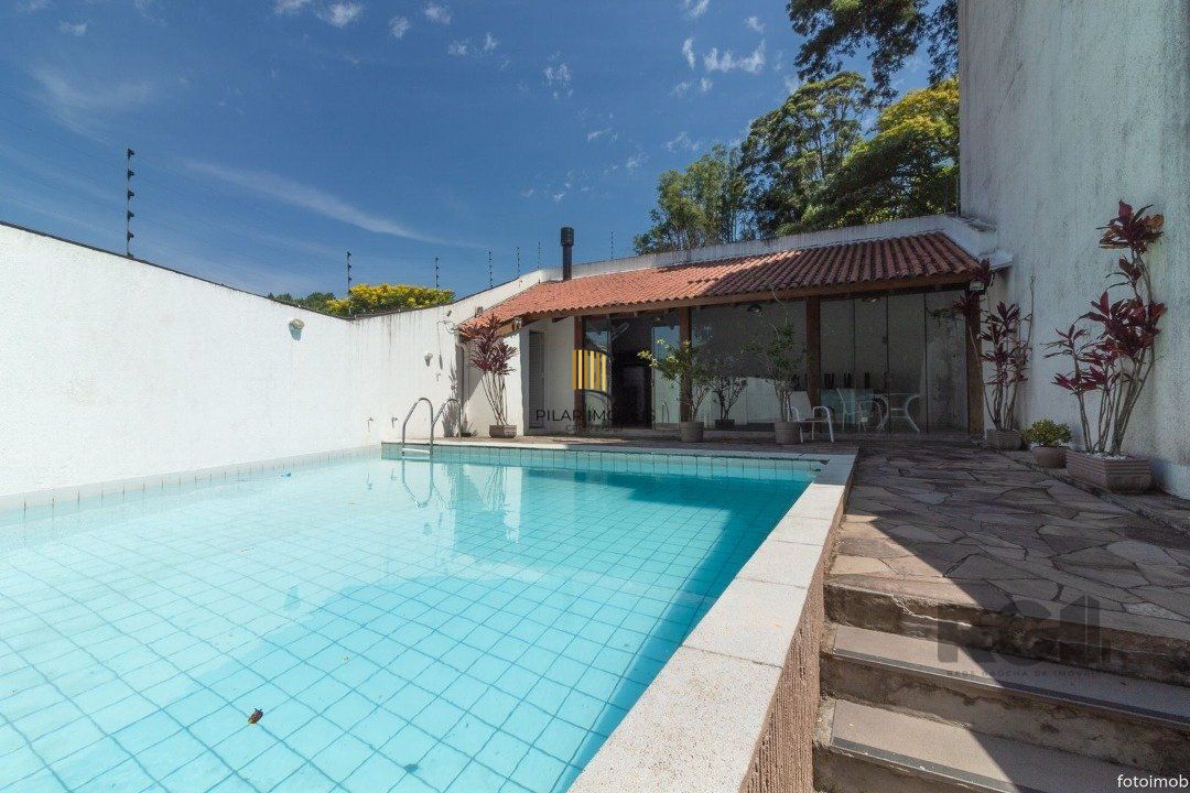 Casa Condominio para Venda - 307m², 5 dormitórios, sendo 1 suites, 4 vagas - Cristal