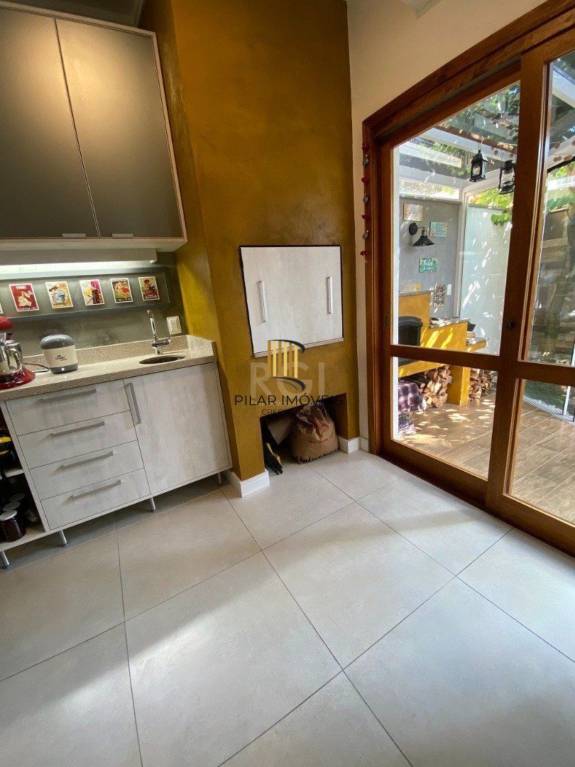 Casa Condominio para Venda - 220.89m², 3 dormitórios, sendo 1 suites, 2 vagas - Tristeza