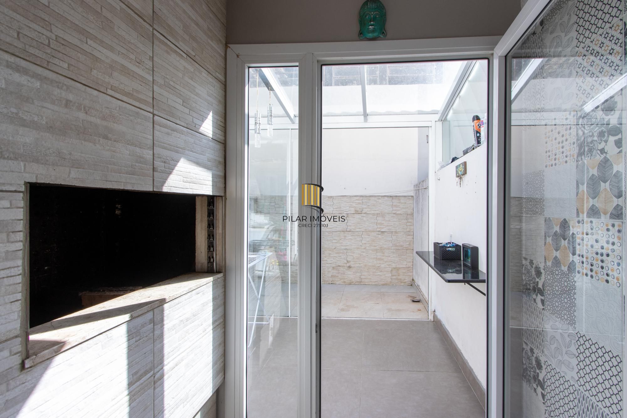 Casa em condomínio no bairro Aberta dos Morros