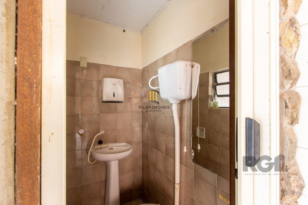 Casa para Venda - 205.5m², 3 dormitórios, sendo 2 suites, 3 vagas - Vila Nova