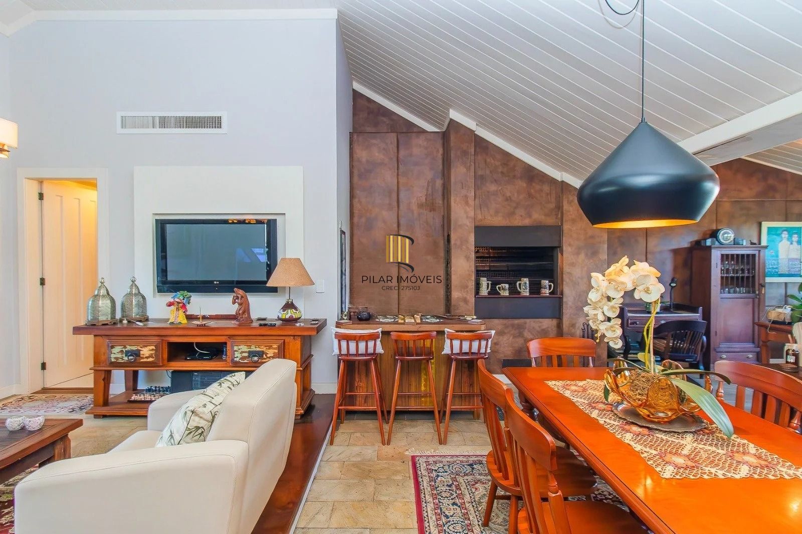 Cobertura à venda no bairro Bela Vista, 4 dormitórios e 3 vagas de garagem